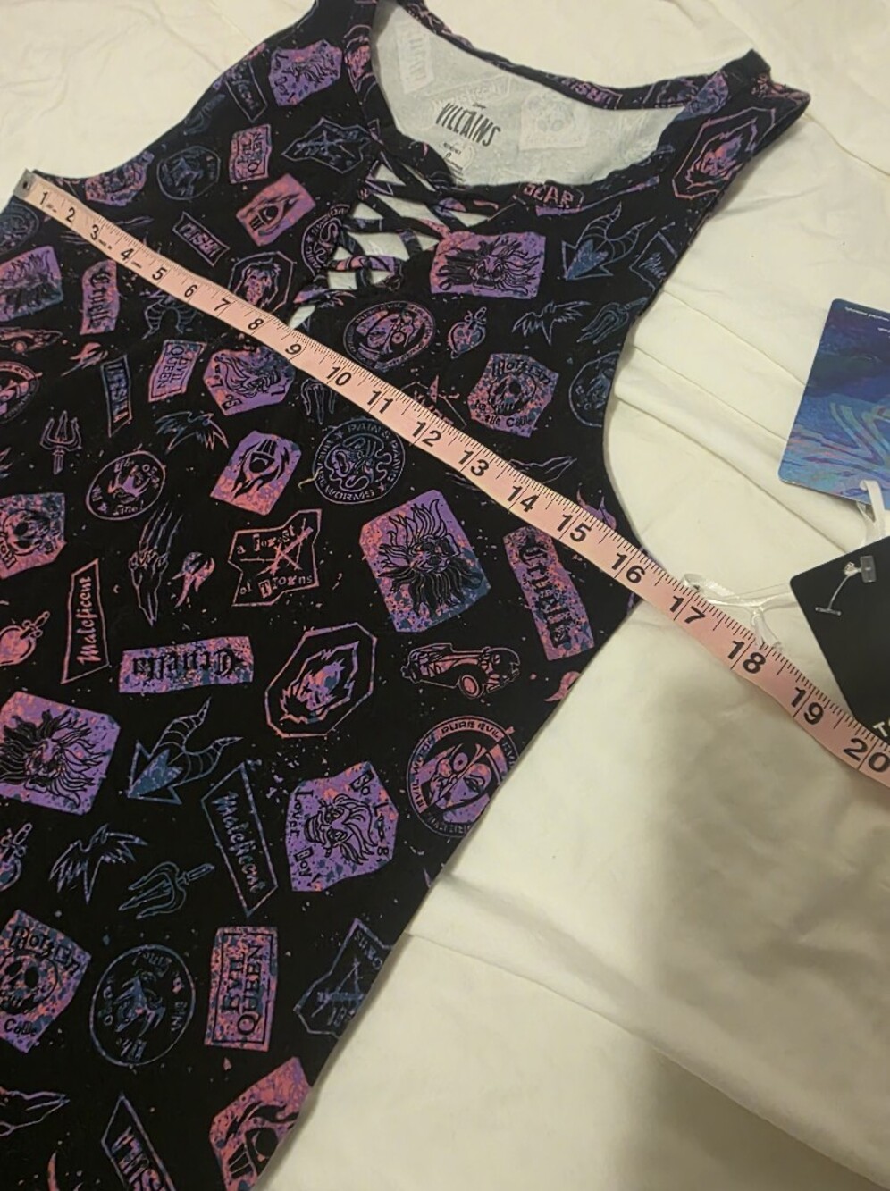 Torrid Disney Lace Up Tank Top Villains Print 0x - Picture 5 of 5